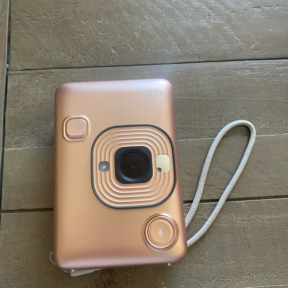 Instax LiPlay